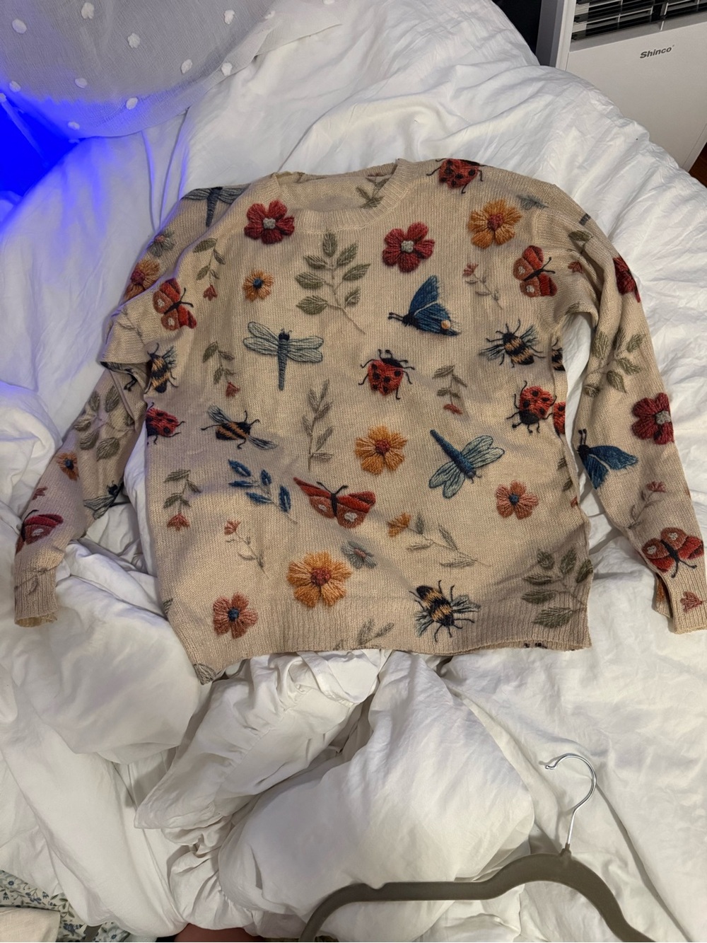 SHEIN Cream Crewneck Sweater with Floral & Bug print